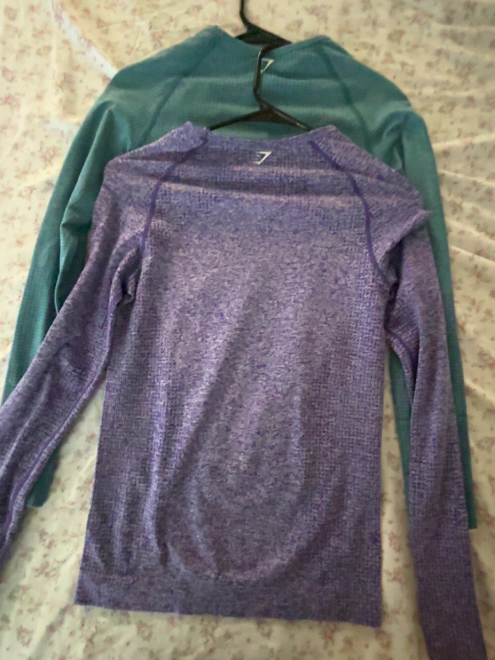 Gymshark Seamless Long Sleeve Top in Purple and blue bundle